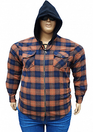 Тёплая байковая рубашка в клетку с карманами и капюшоном - изображение 1