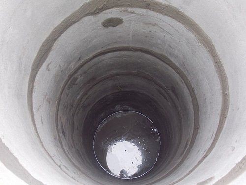 Копаем колодцы вручную канализации - изображение 1