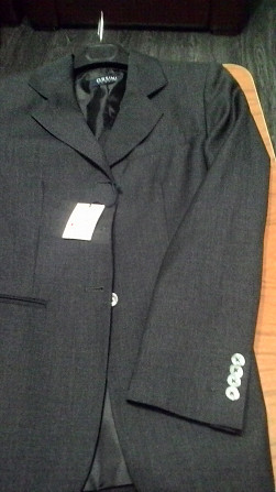 vand 2 jachete (sacou)noi de marca buna, italiene din otiv ca sunt mic - imagine 1