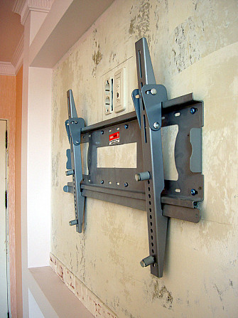 Надежные кронштейны для установки телевизоров на стену. Монтаж. - изображение 1